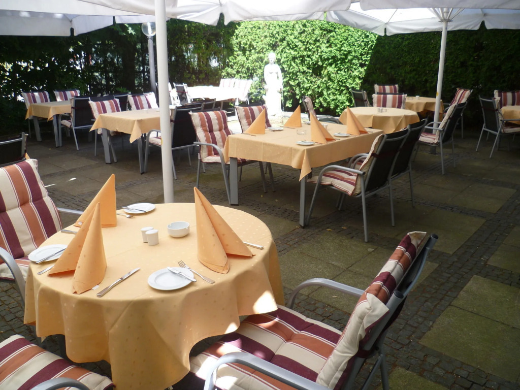 Avia Hotel