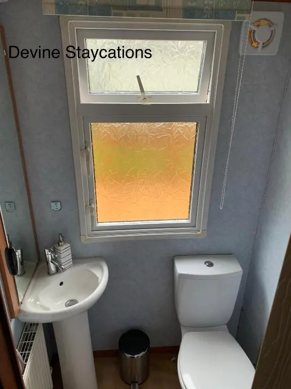 Static Caravan 2 Bedrooms - Sleeps 4