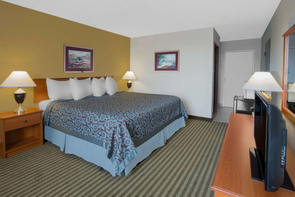 Days Inn - Princeton