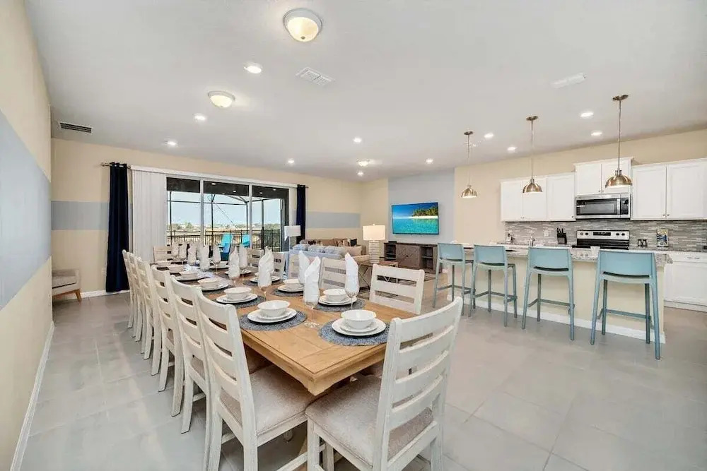 2130lc · Brand New 9Bd Mansion Pool/ Spa At Windsor Island