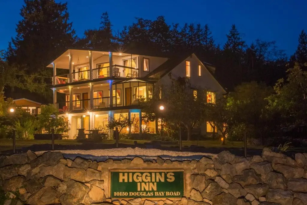 Higgins Inn