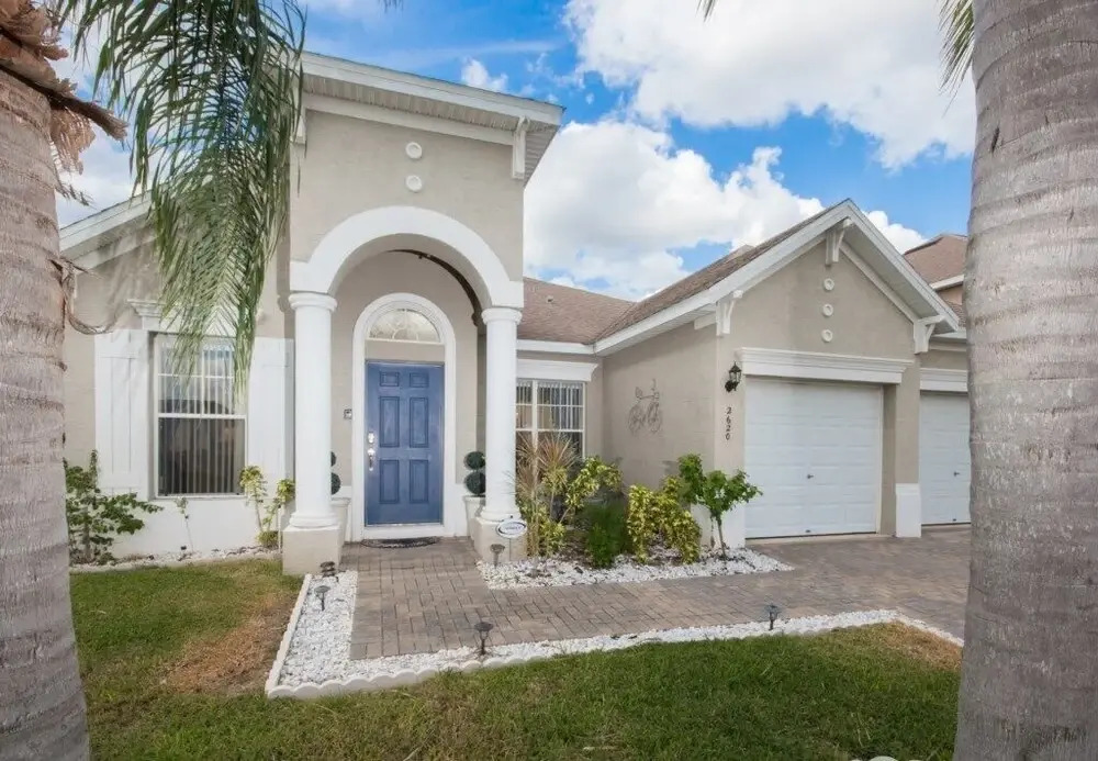 4 Bed Private Pool With Game Room 4 Bedroom Home by RedAwning
