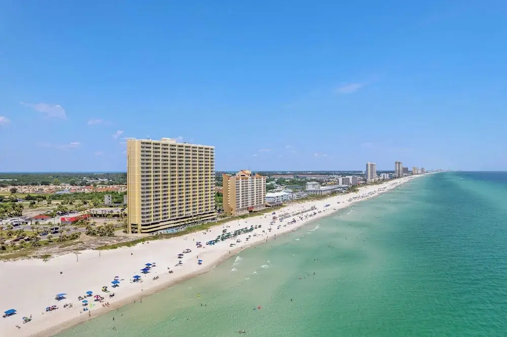Beachfront Condo w/ Ocean Views + Pool Access + Beach Gear Emerald Isle 808 by Avantstay