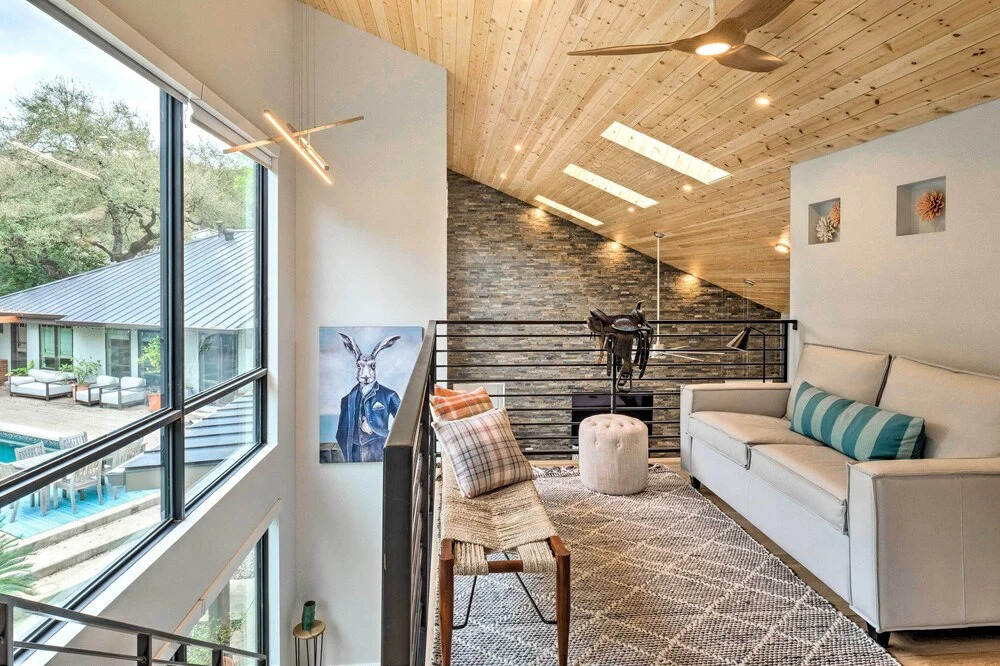 Stunning Austin Retreat w/ Pool, 5 Mi to Downtown!