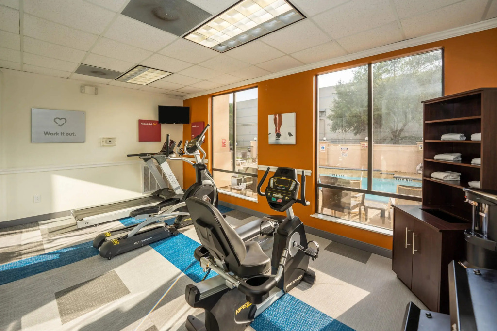 Comfort Suites Houston West at Clay Road