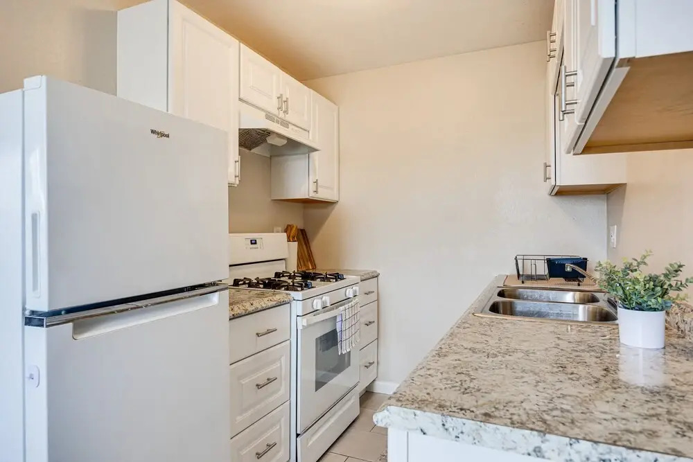 Convenient Joshua Tree Apartment Walk to Town