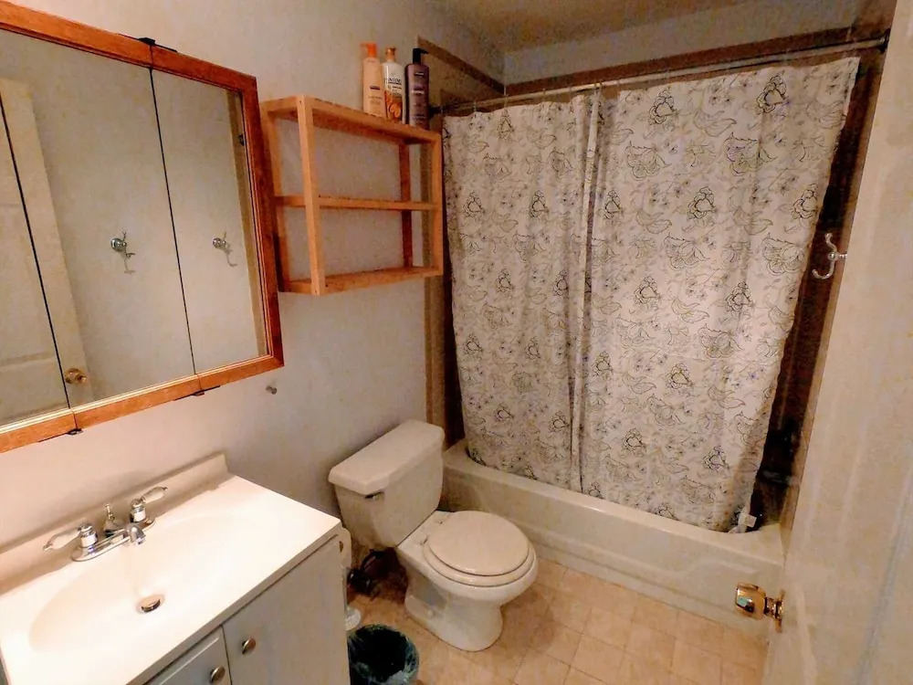 Hotspot On 17th St Nw 2br Steps To Dupont Circle 2 Bedroom Apts
