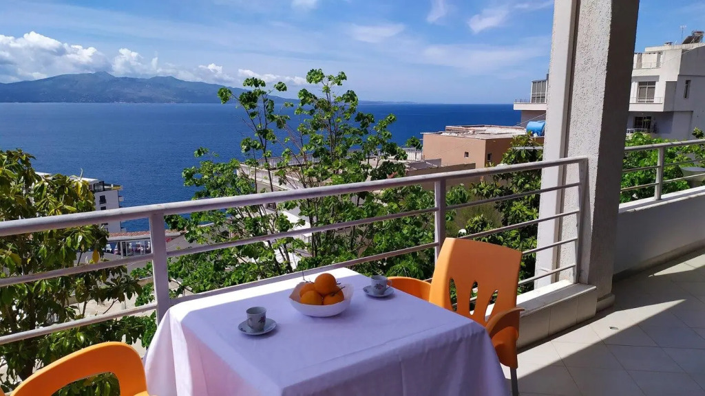 Deep Blue Sea View Apartments