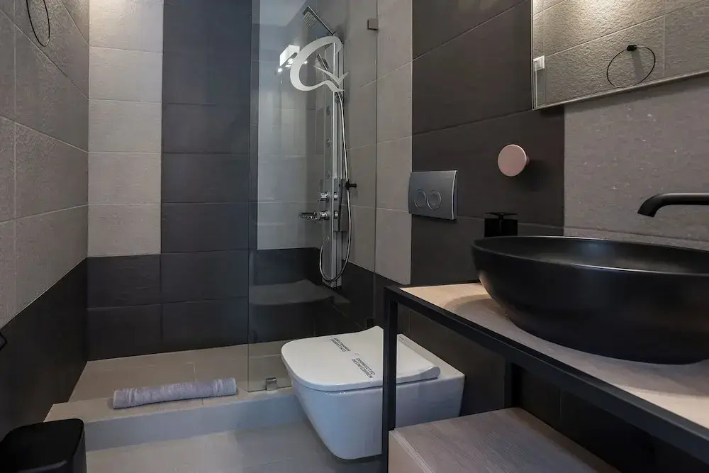 Glaros Petit Hotel