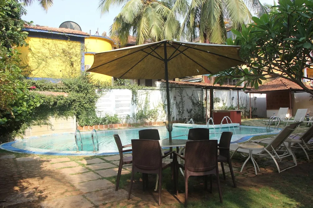 OYO 9360 Home Peaceful 1BHK Apartment Calangute