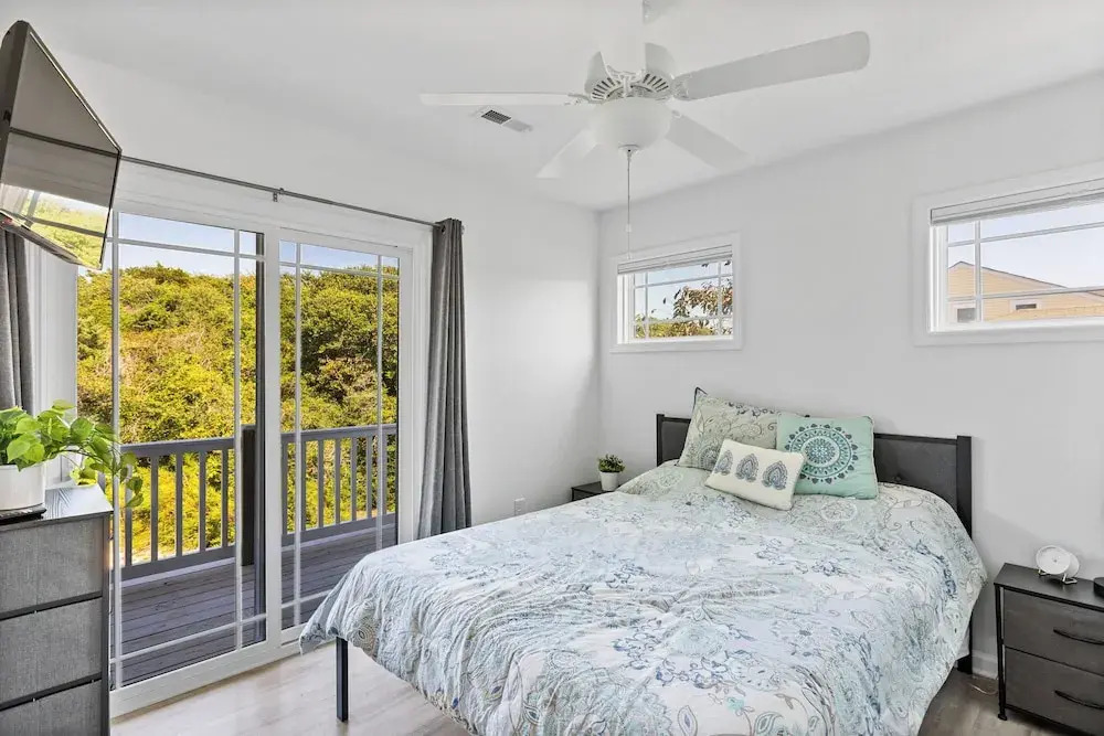Across the Pond by Topsail Realty