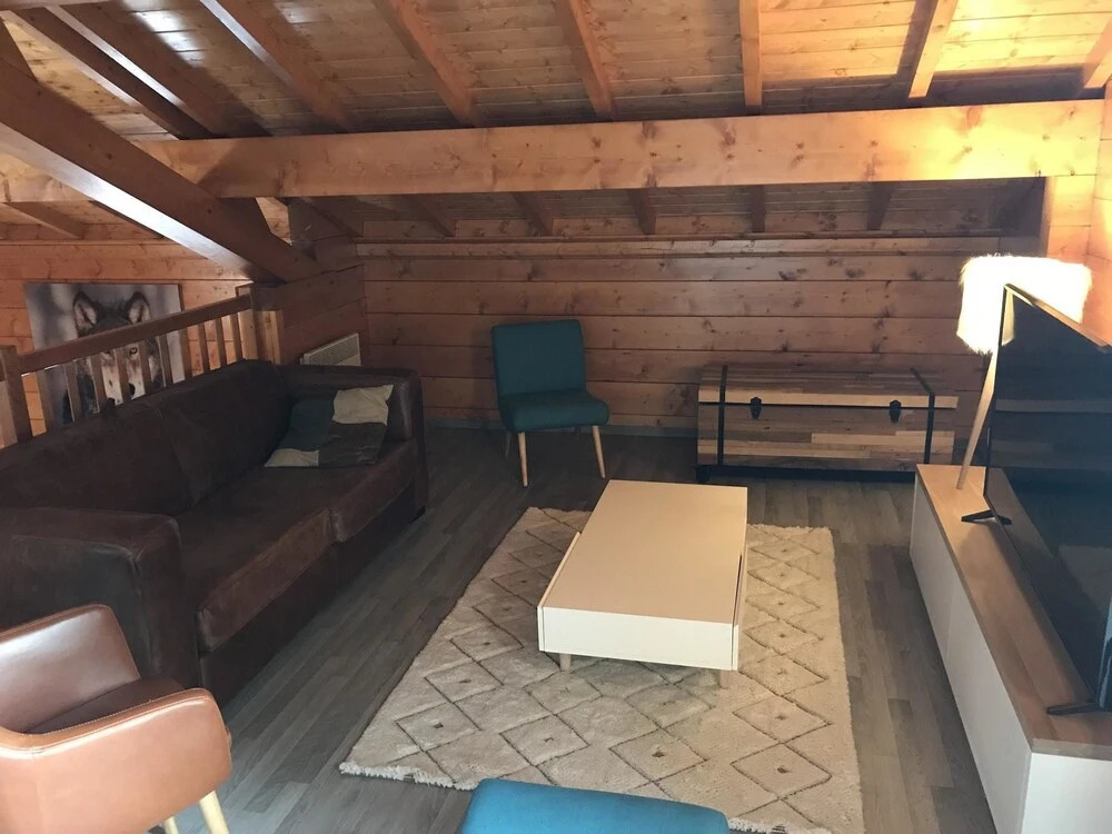 Chalet With 3 Bedrooms in Les Angles, With Wonderful Lake View and Fur