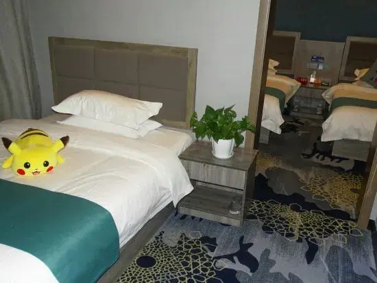Hulega Hotel (Yining Kazanqi Street Branch)