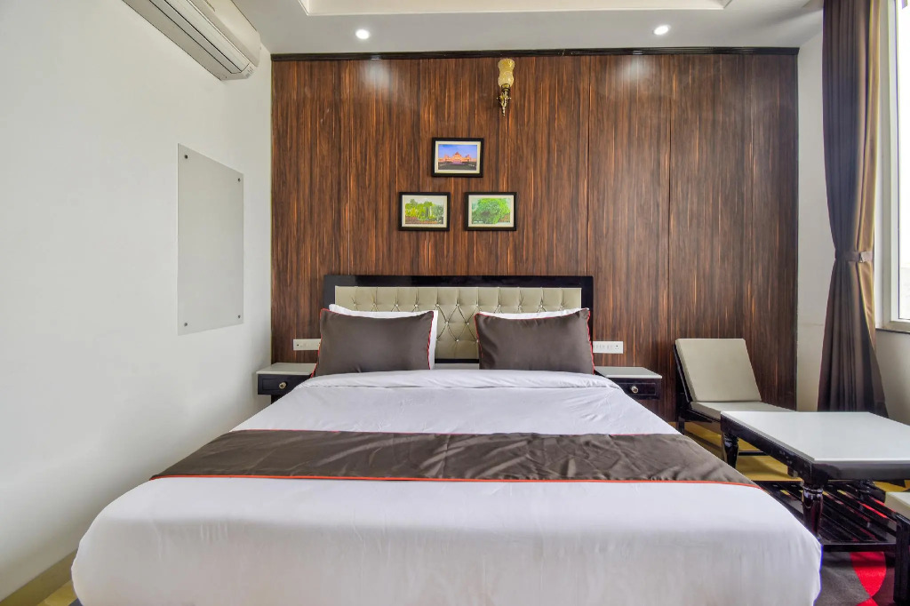 Collection O 44170 Vaishali Plaza Jaipur