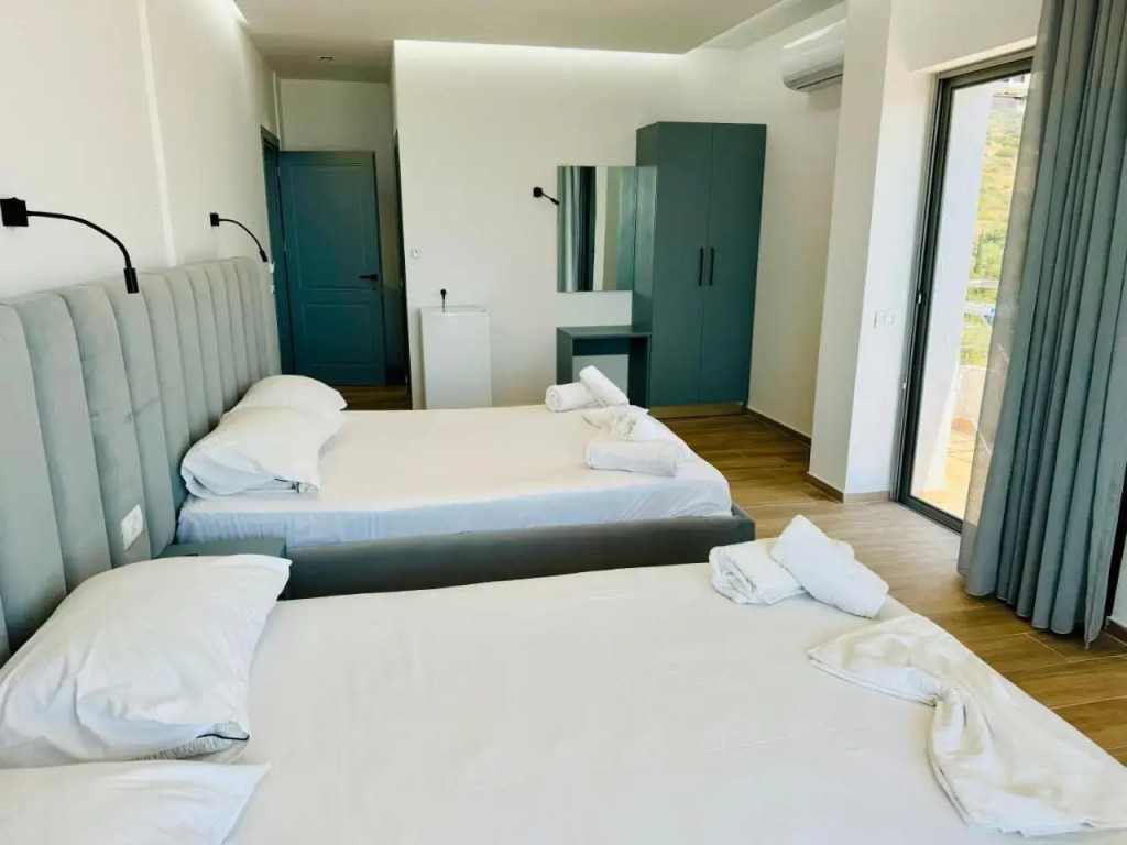 Petros rooms