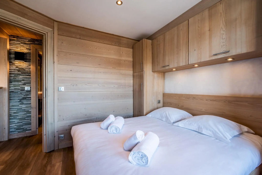 ITAUBA - Luxury ski in ski out apartment with sauna