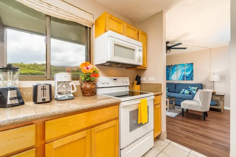 Kahana Manor 418 1 Bedroom Condo by RedAwning