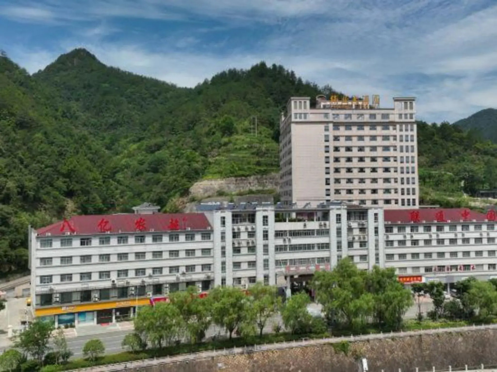 Weiye Hotel