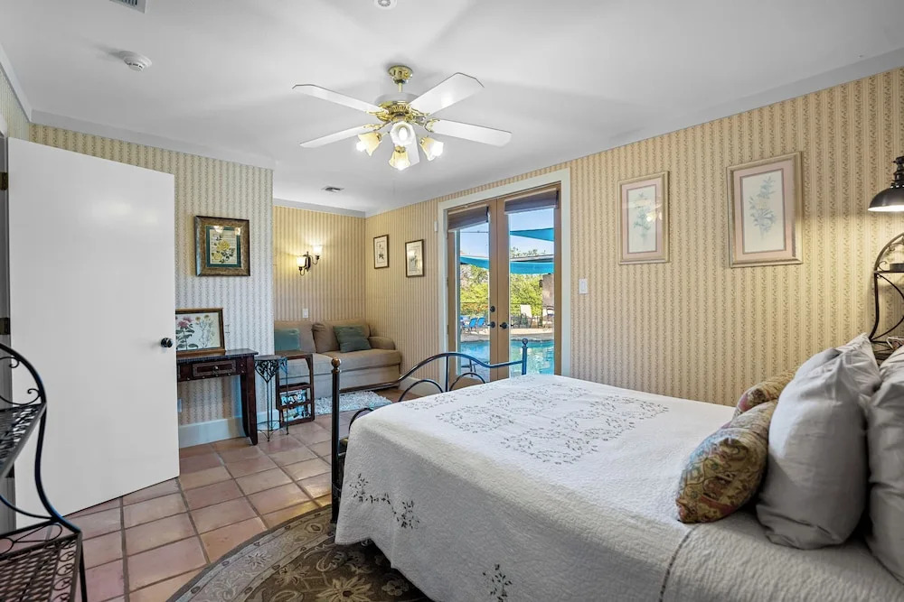 7br Home w/ Pool - Perfect for Family Reunions