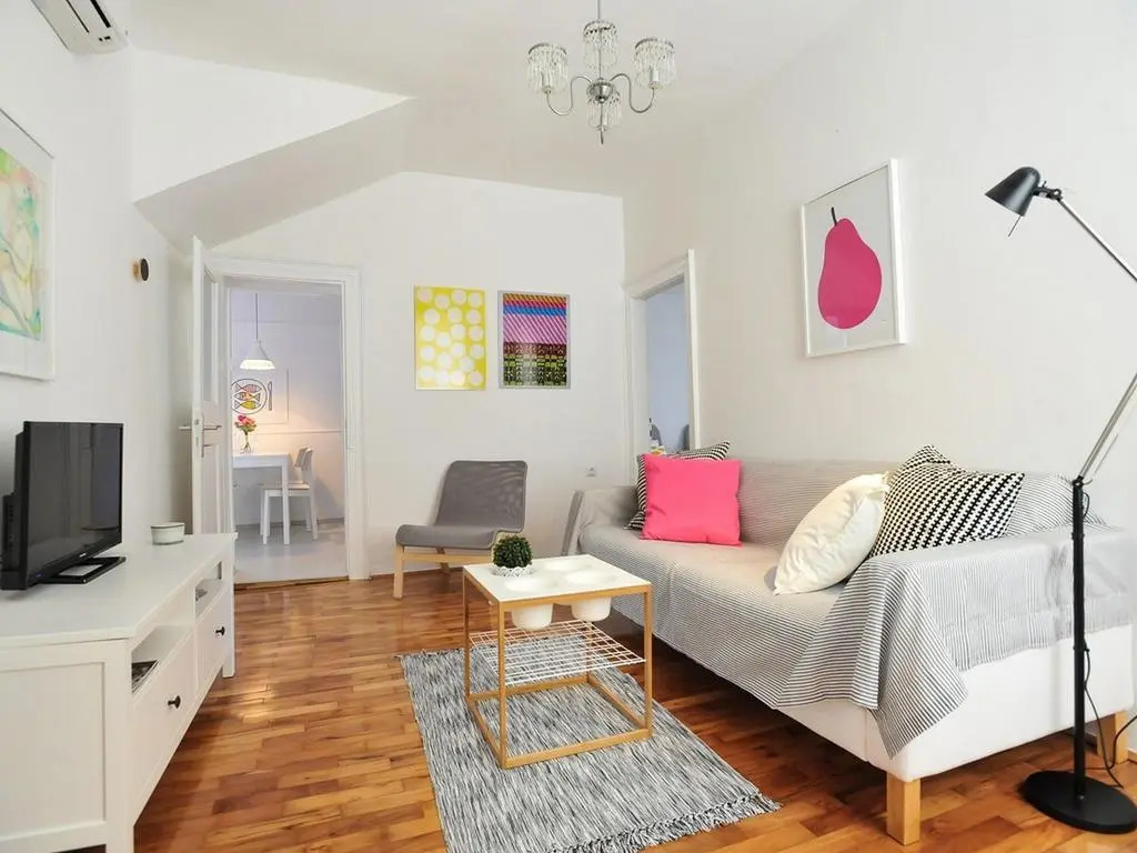Apartment Tango