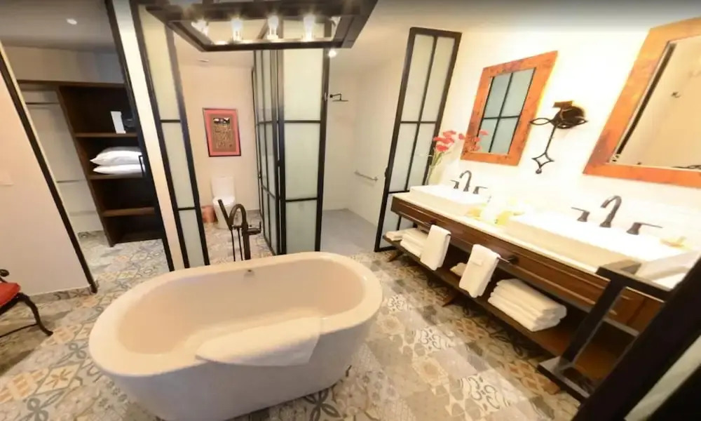 Enchanting Specious 2BR With Terrace - Cabo