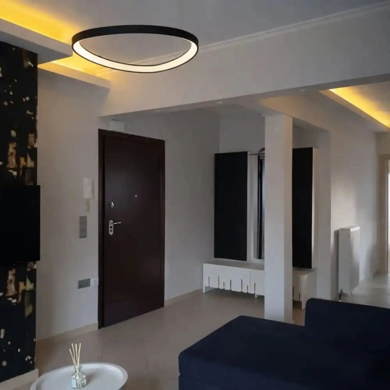 Faliro Escape - Spacious Stay in Thessaloniki