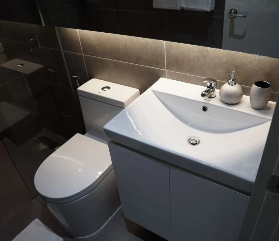 Radlett Residences Hotel - Tuguegarao