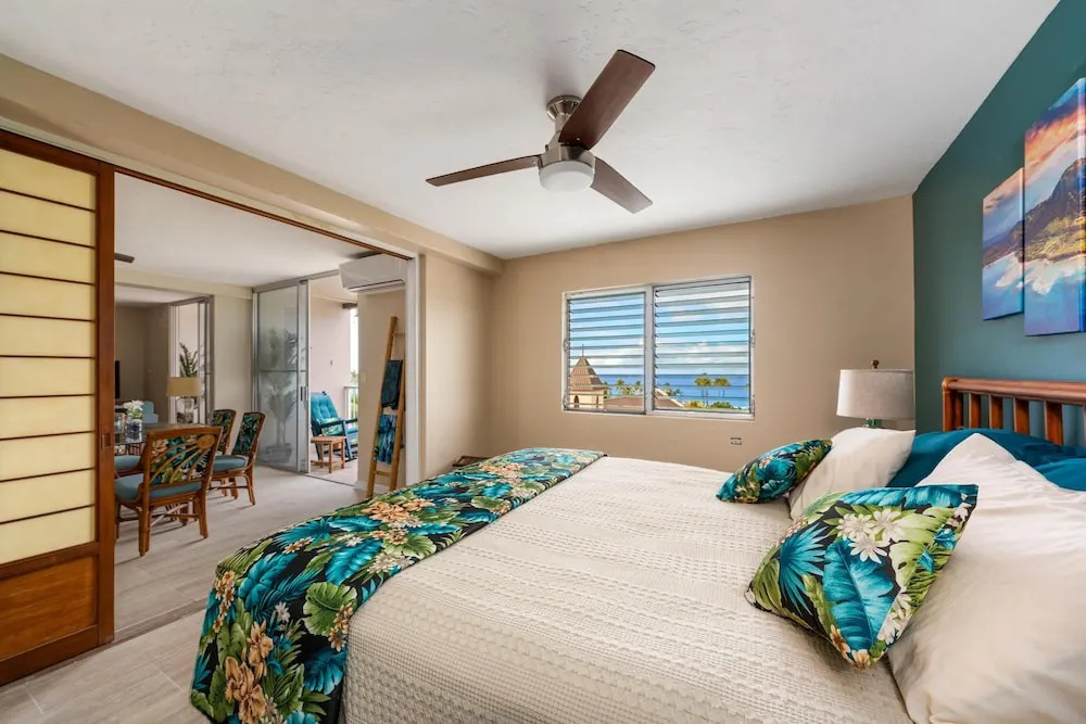 Kailua Village#705