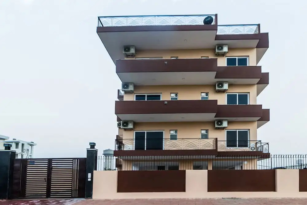 OYO 4228 Heritage Regency