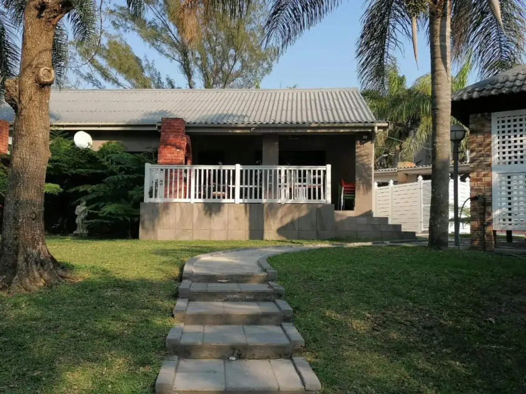 Peace Cottages Uvongo
