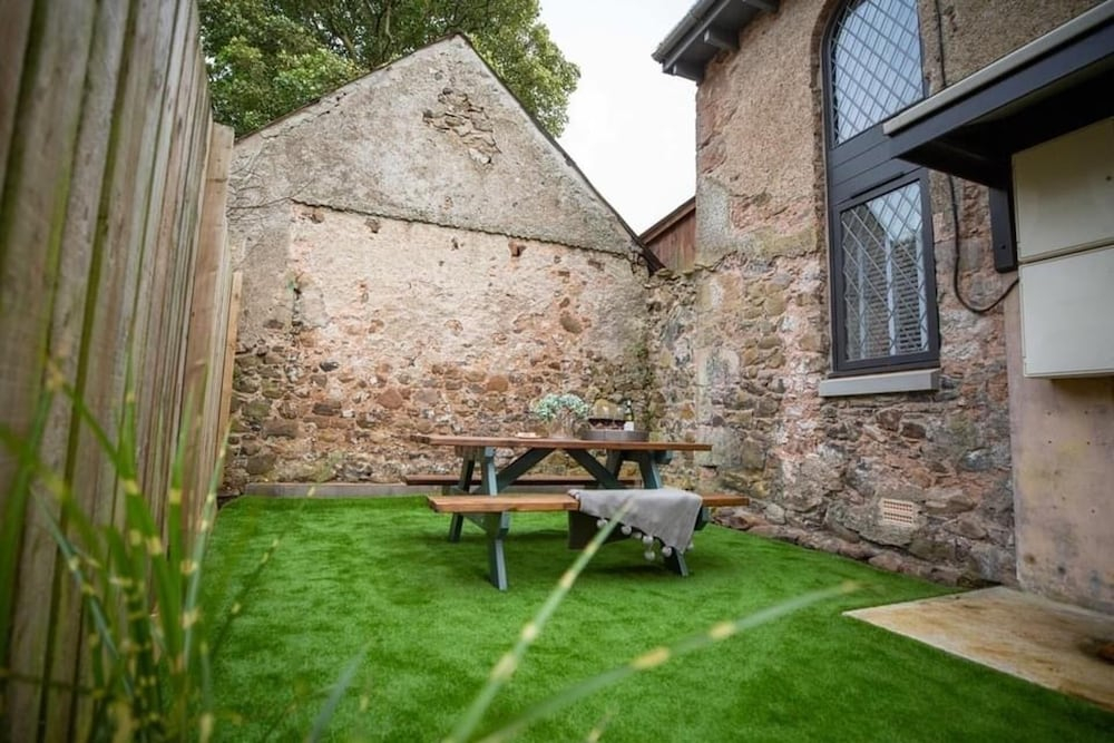 Stunning 3 Bed Converted Village Hall Near Kelso
