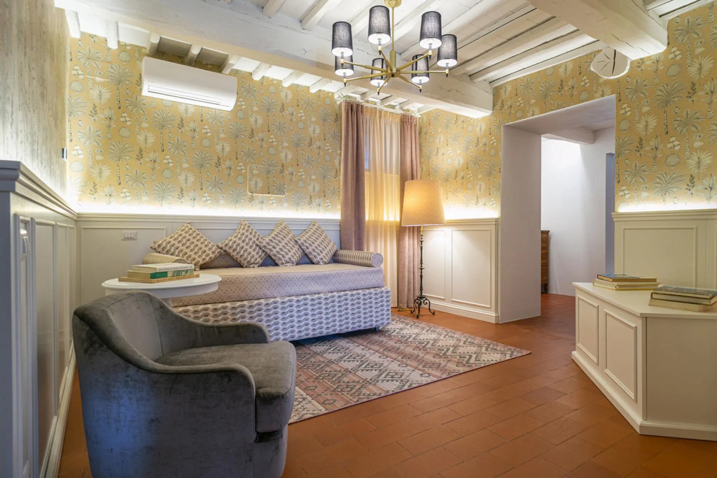 Casa allErta, villa with private pool