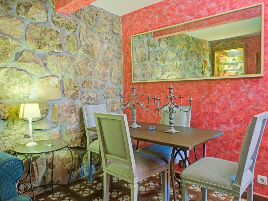 Flat in Galapagar with Spa and Mountain Views