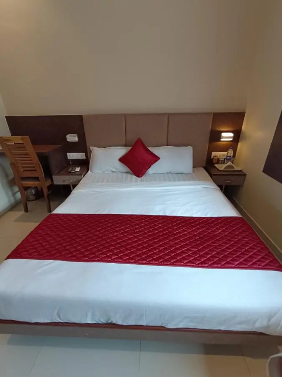 Hotel West Inn