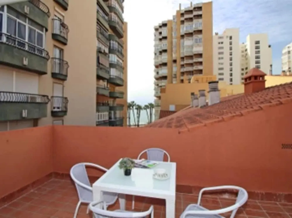Del parque flats malagueta beach