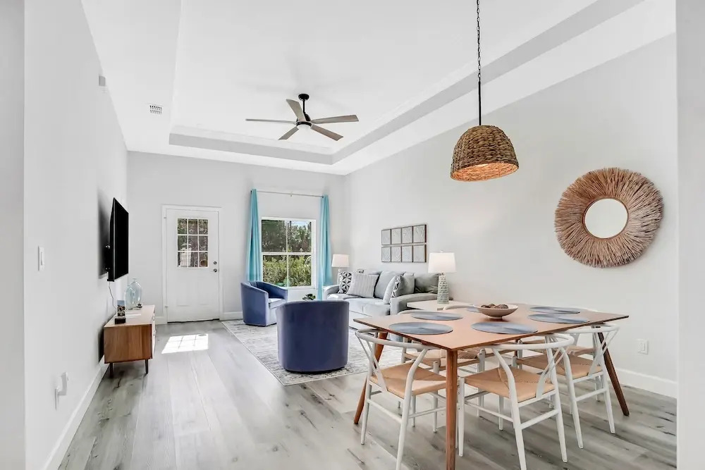 Brand-new Duplex With Screened Pool, Furnished Lanai, Grill, AC, & Washer/dryer