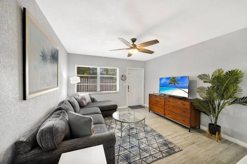 Just Beachy Apt 3 in Fort Lauderdale