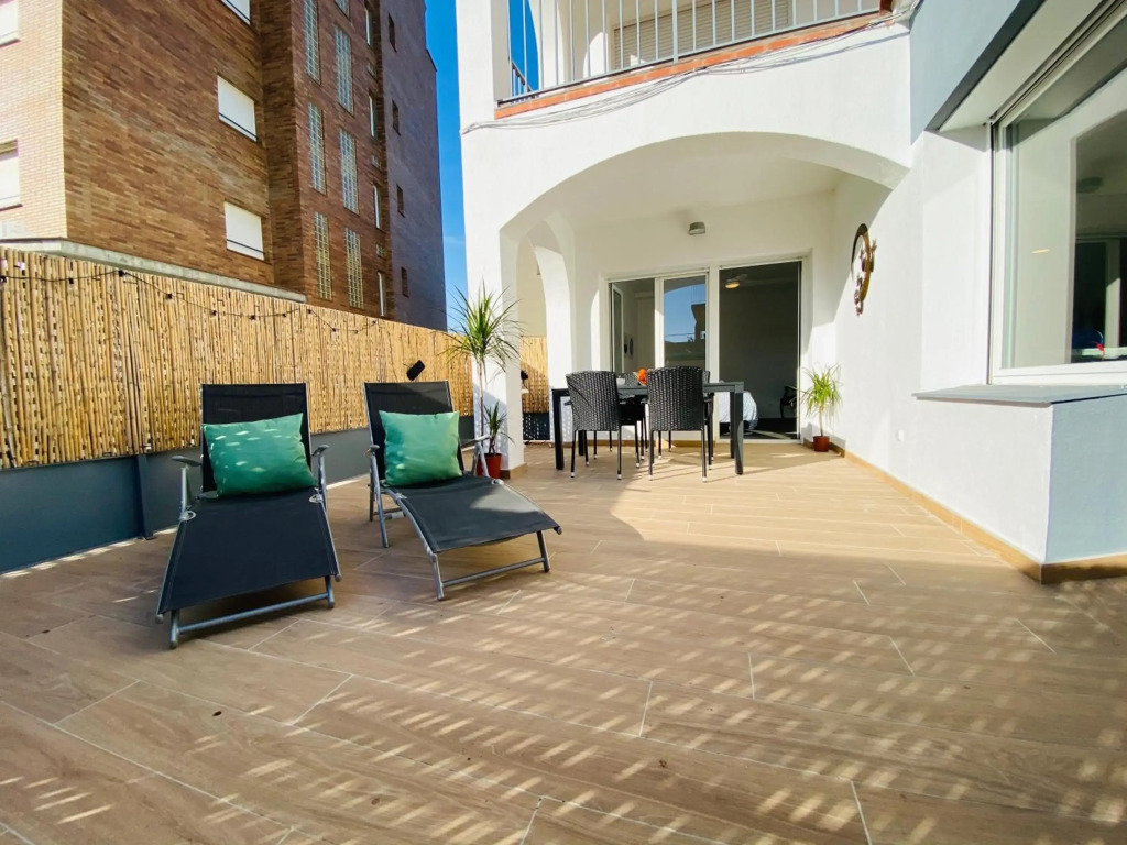 70 M2, APARTAMENTO CERCA DE LA PLAYA, APTO MINUSVALIDOS