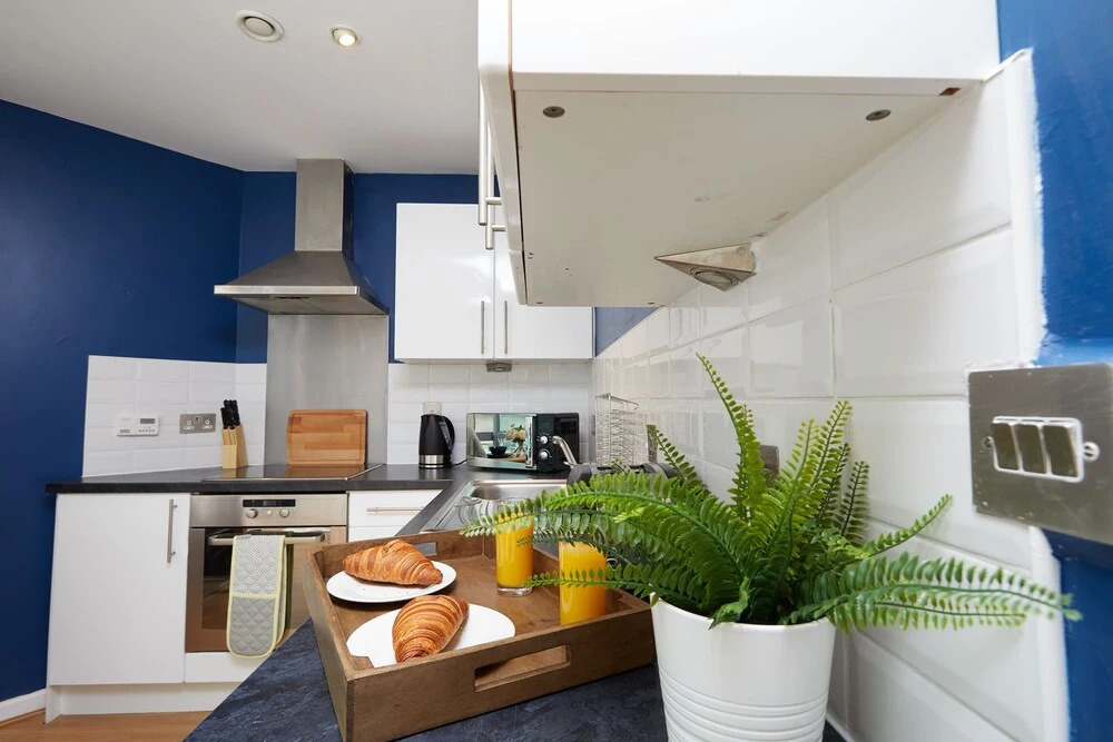 BlueOne Serviced Apartments- West Street