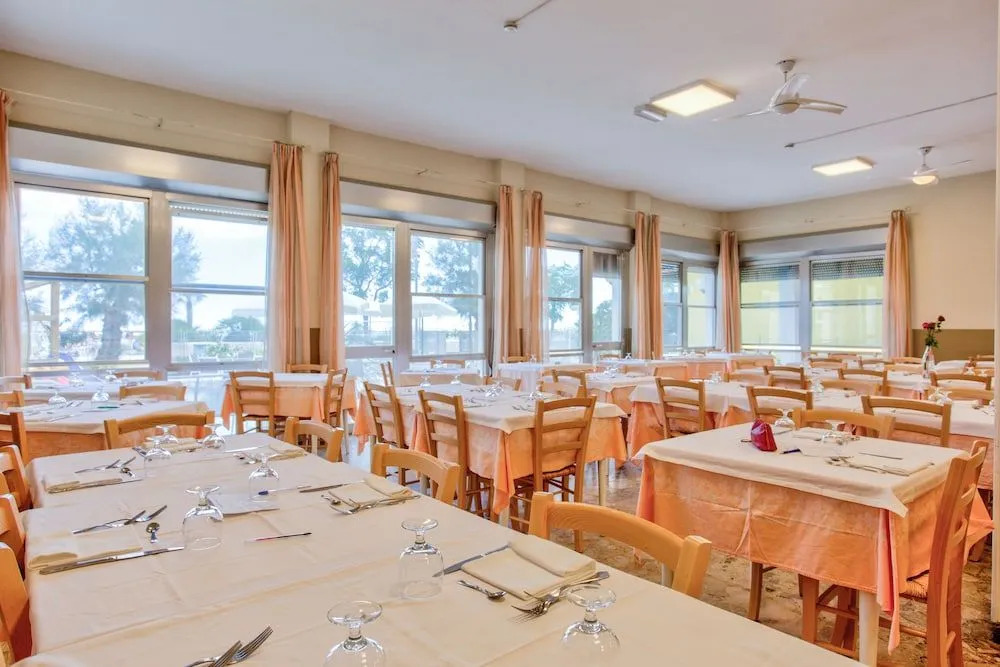 Hotel Delle Nazioni by Double Hospitality
