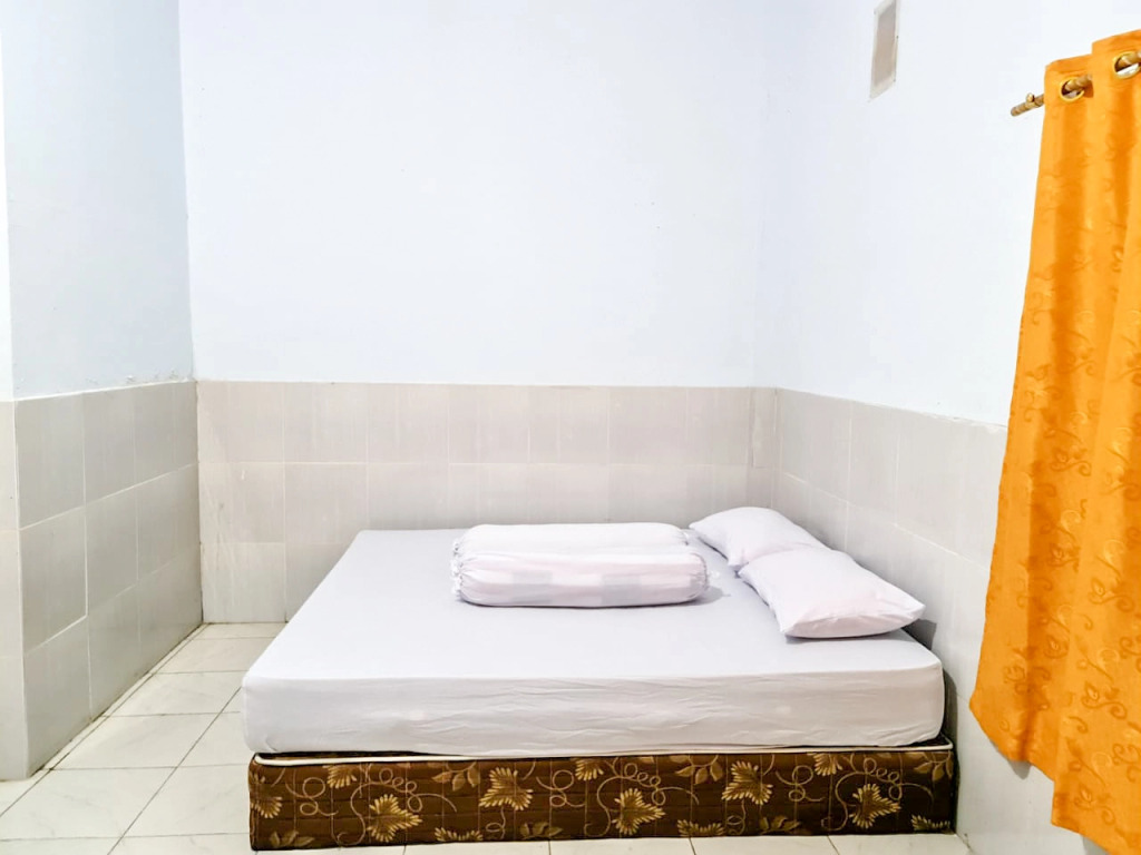Penginapan B'nusabila Majene RedPartner