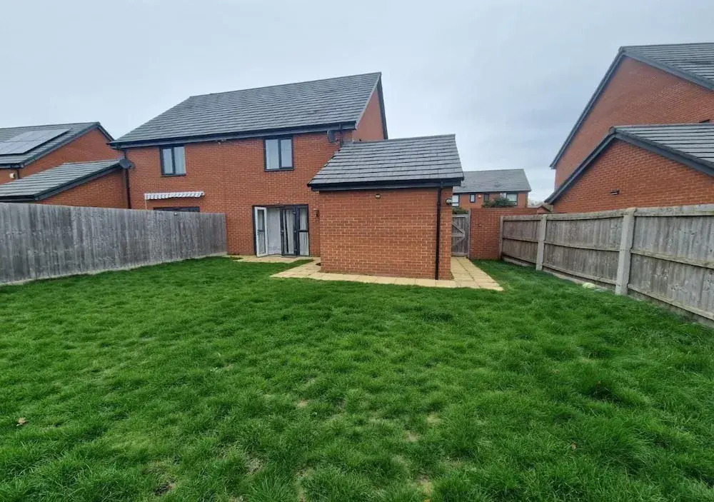 3bedroom Near Nec & Airport W/parking and Garden