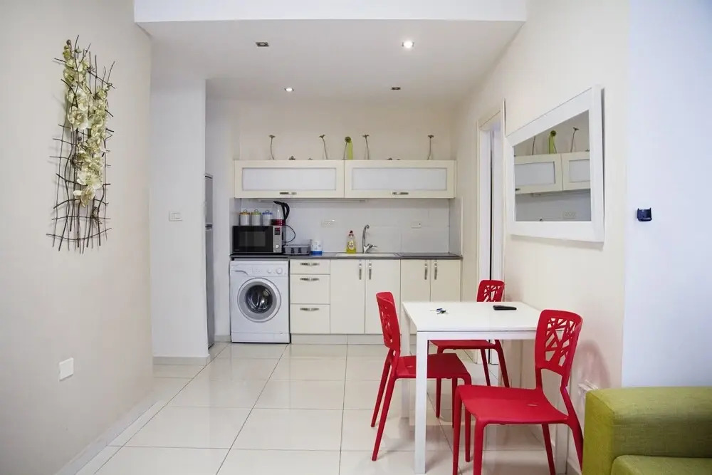 GK Apartments Ben Gurion 105