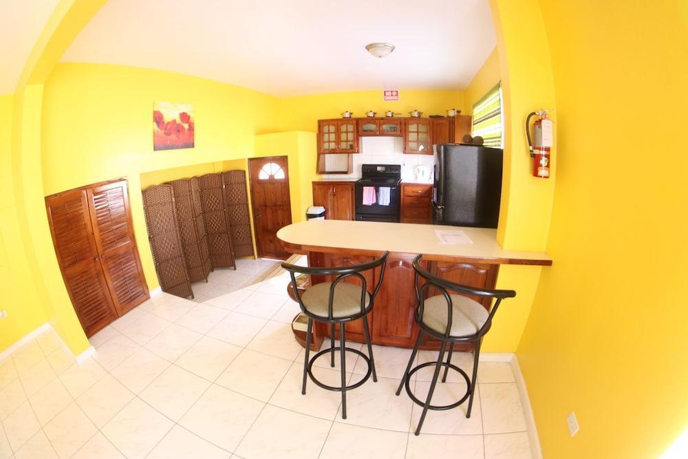 4 BR Villa close to Golf Club - Montego Bay - PRJ 1239