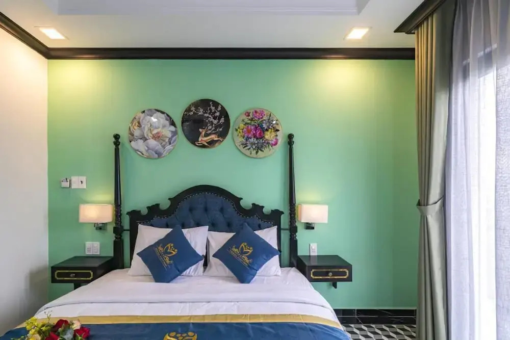 Dancentre Airport Stays - Vyvy Hotel