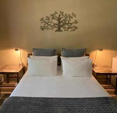 Olive Leaves Guest House