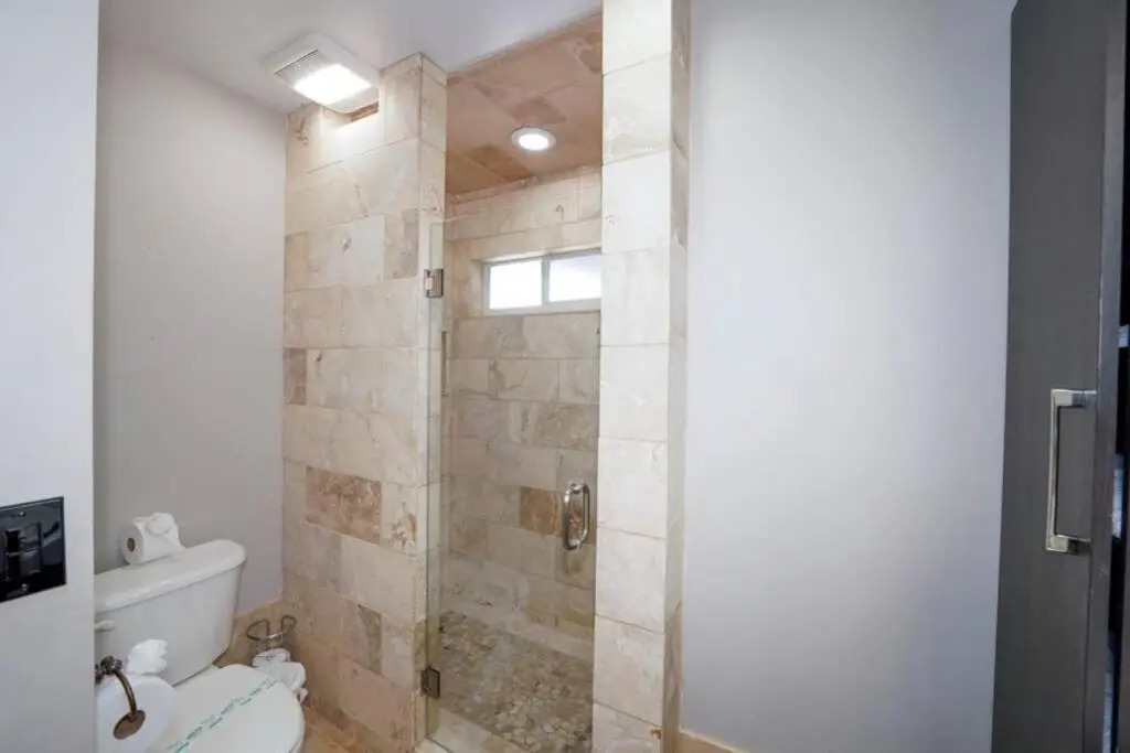 Heated Pool Home - Close to Beaches, Restaurants & More!