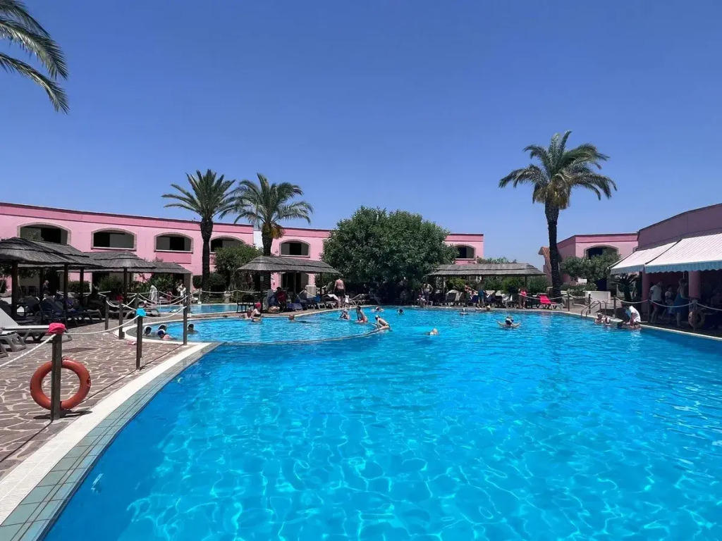 Punta Grossa Resort