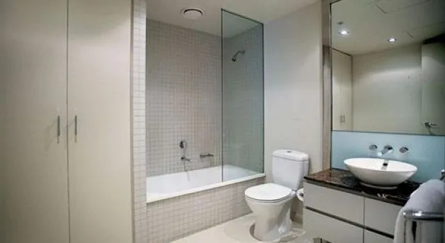 Astra Apartments - St Kilda Rd