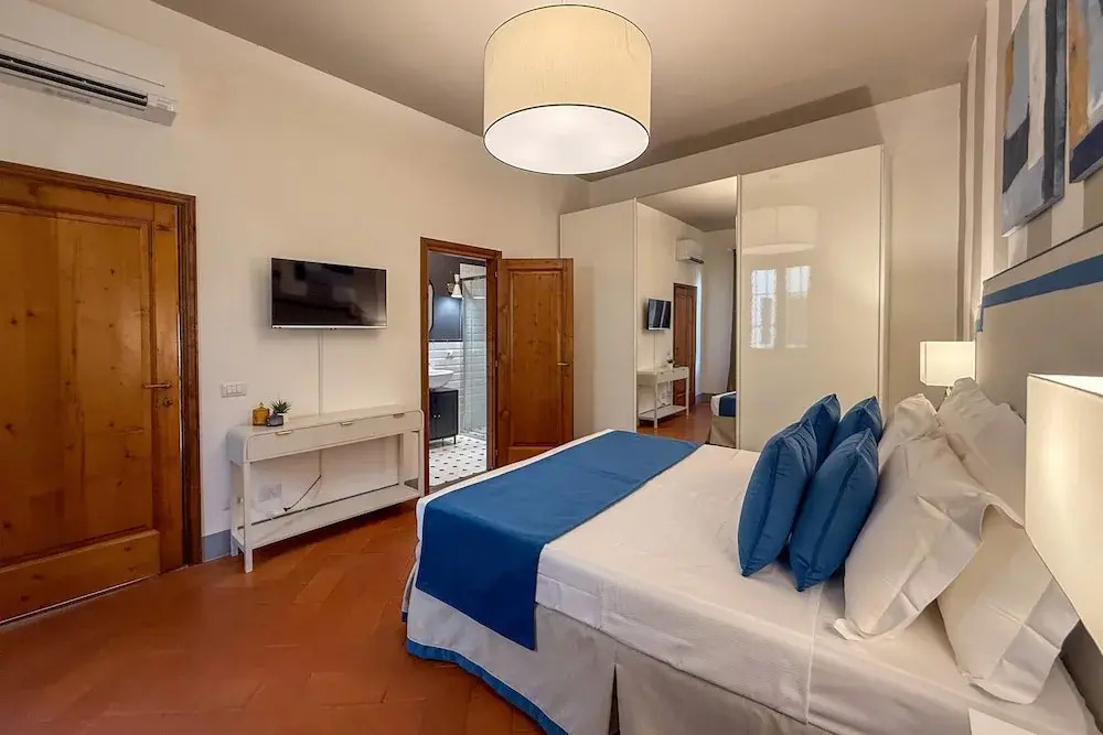 Exclusive 2BD Apt Near Galleria Dell Academia di Firence San Gallo